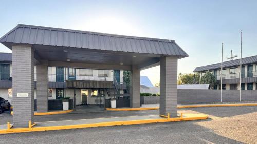 Borger Hotel | Motel 6 Borger, TX Boom Town
