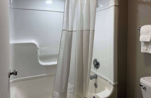 Bradenton Hotel | Motel 6 Bradenton, FL