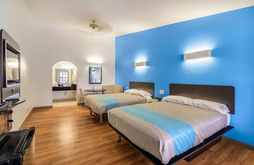 Canton Hotel | Motel 6 Canton, TX