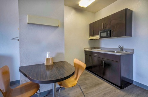 Cedar Park Hotel | Motel 6 Cedar Park, TX