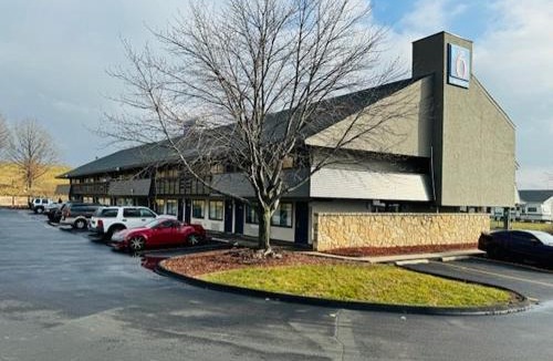 Cedar Rapids Hotel | Motel 6-Cedar Rapids, IA