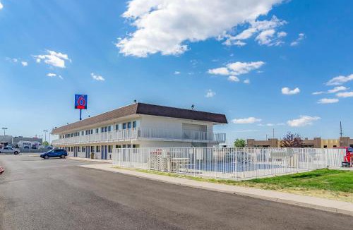 Cheyenne Hotel | Motel 6 Cheyenne, WY