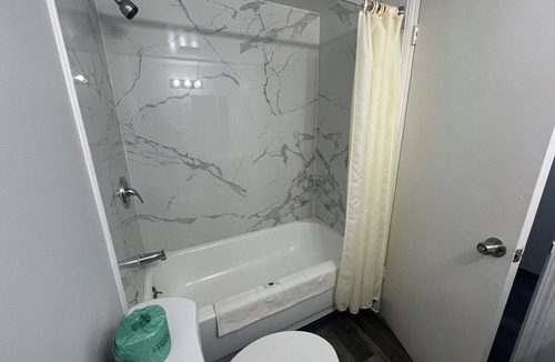 Washington Heights Hotel | Motel 6 - Chicago, IL