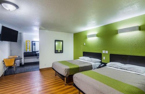 Childress Hotel | Motel 6-Childress, TX
