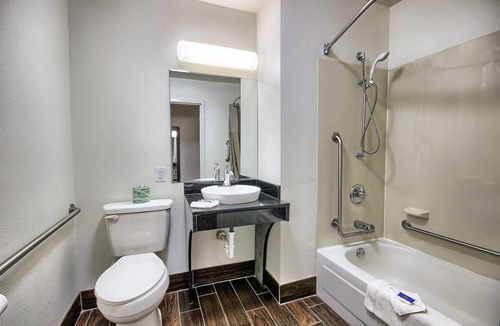 Columbus Hotel | Motel 6 Columbus, OH - West