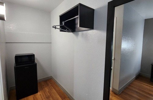 Conroe Hotel | Motel 6 Conroe, TX