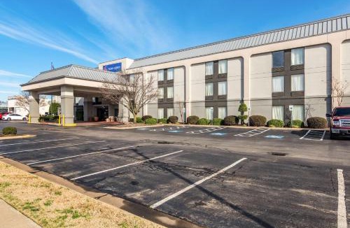 Conway Hotel | Motel 6-Conway, AR