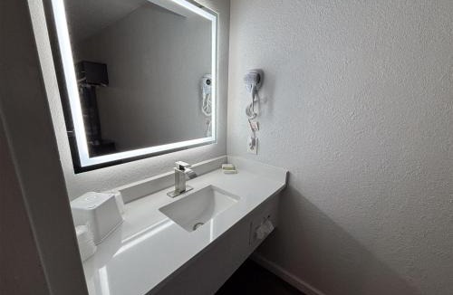 Conway Hotel | Motel 6 Conway, SC
