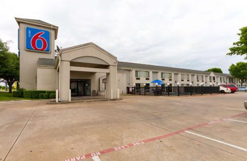 Lake Highlands Hotel | Motel 6-Dallas, TX - Northeast