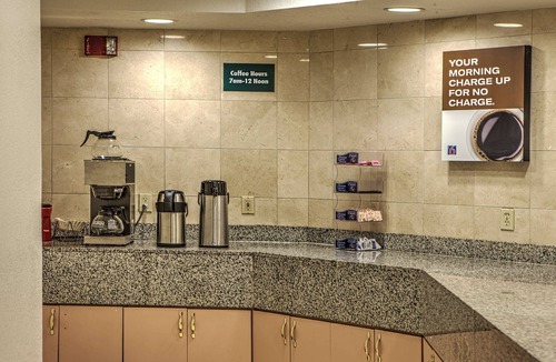 Dallas Hotel | Motel 6 Dallas, TX - Northwest