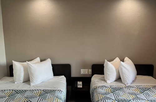 Pleasant Grove Hotel | Motel 6 Dallas, Tx – St. Augustine/Hwy 175