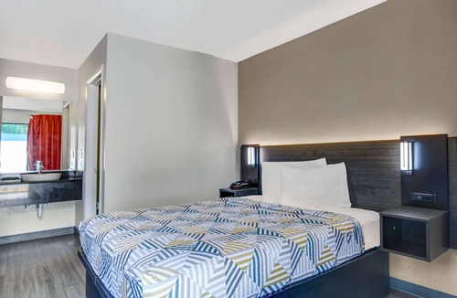 Dalton Hotel | Motel 6 Dalton, GA