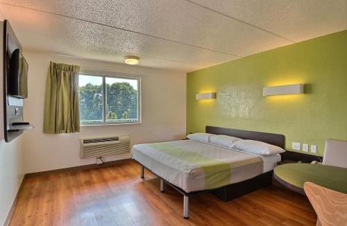 Danvers Hotel | Motel 6-Danvers, MA - Boston North