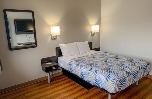 Dayton Hotel | Motel 6 Dayton, OH