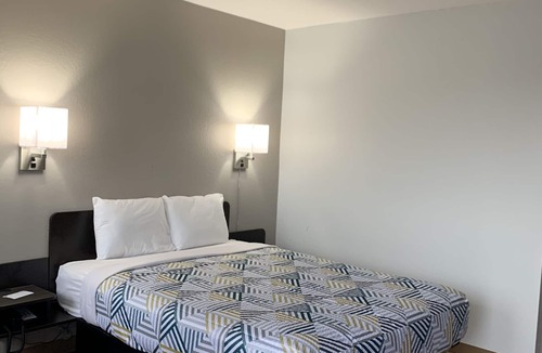 Dayton Hotel | Motel 6 Dayton, OH