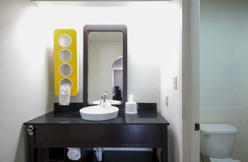 Denham Springs Hotel | Motel 6 Denham Springs, LA