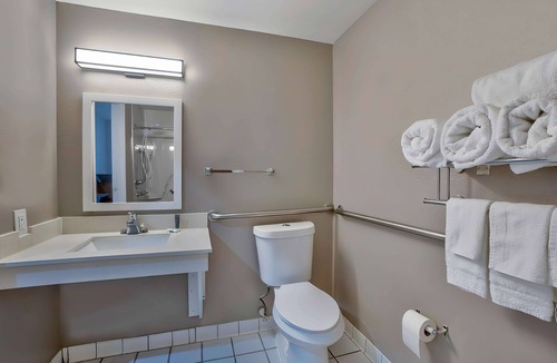 Denison Hotel | Motel 6 Denison, TX