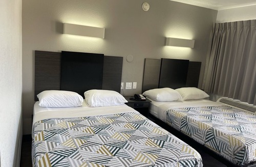 Denton Hotel | Motel 6 Denton, TX - UNT