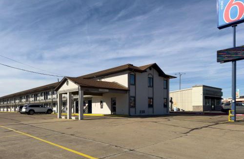 Dyersburg Hotel | Motel 6-Dyersburg, TN