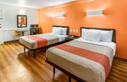Euless Hotel | Motel 6-Euless, TX - DFW West