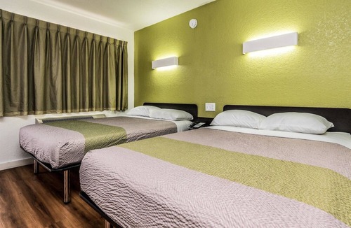 Fort Worth Hotel | Motel 6 Fort Worth, TX - North