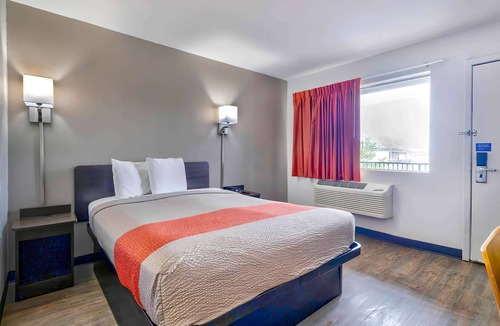 Allison Hotel | Motel 6 Gallup, NM