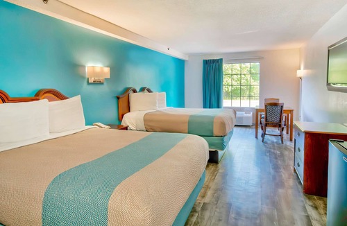 Grand Rivers Hotel | Motel 6 Grand Rivers, KY