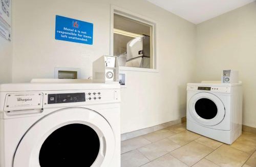 Grants Hotel | Motel 6-Grants, NM