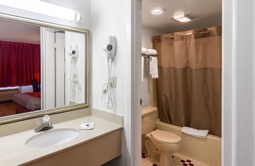 Groton Hotel | Motel 6 Groton, CT—Casinos Nearby