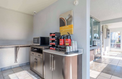 Hayward Hotel | Motel 6 Hayward, CA – Silicon Valley Gateway