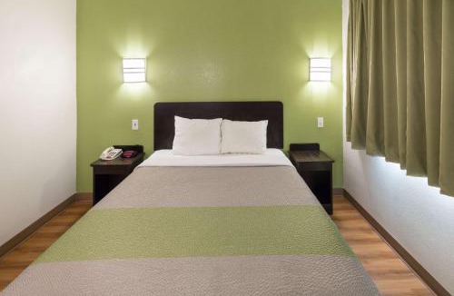 Hillsboro Hotel | Motel 6-Hillsboro, TX