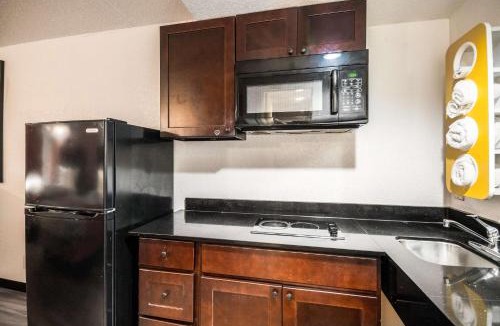 Brookhollow Hotel | Motel 6-Houston, TX - Brookhollow
