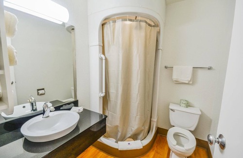 Huntsville Hotel | Motel 6 Huntsville, TX