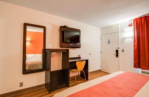 Jennings Hotel | Motel 6-Jennings, LA