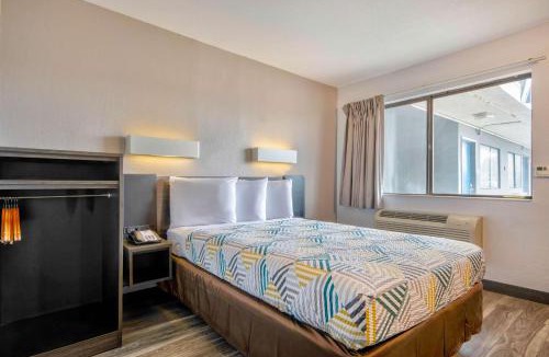 Jonesboro Hotel | Motel 6 Jonesboro