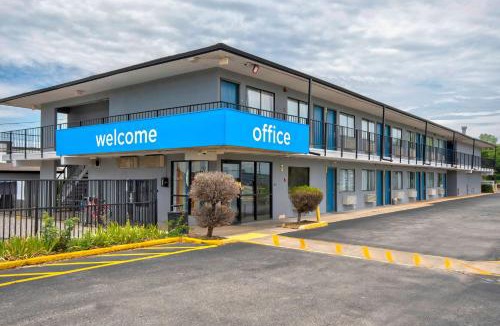 Jonesboro Hotel | Motel 6 Jonesboro