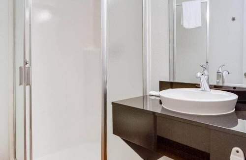 Kelso Hotel | Motel 6 Kelso - Mt. St. Helens