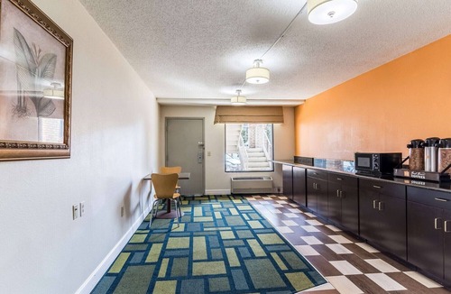 Kenly Hotel | Motel 6 Kenly, NC
