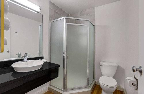 King City Hotel | Motel 6 King City, CA