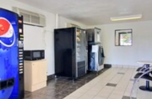 Kingsville Hotel | Motel 6 Kingsville, TX