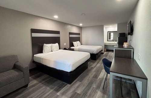La Porte Hotel | Motel 6 La Porte, TX