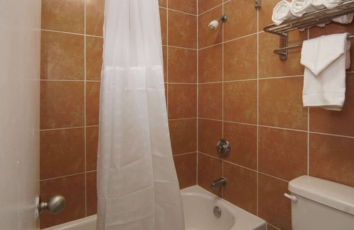 Lancaster Hotel | Motel 6 Lancaster, TX - DeSoto - Lancaster