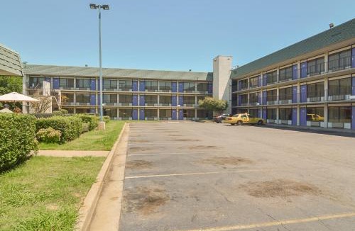 Little Rock Hotel | Motel 6-Little Rock, AR - West