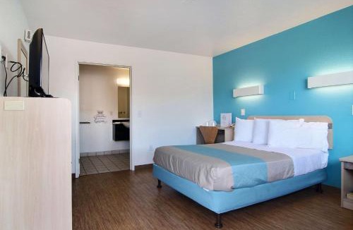Lubbock Hotel | Motel 6-Lubbock, TX