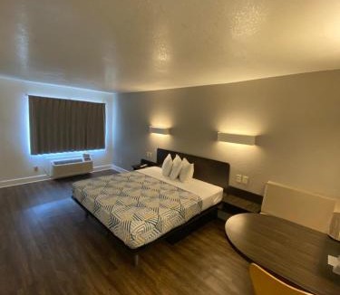 Manchester Hotel | Motel 6 Manchester TN