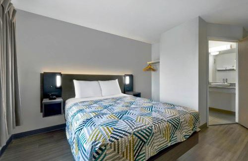 Marble Falls Hotel | Motel 6-Marble Falls, TX
