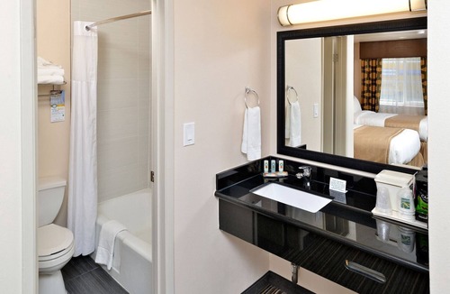 Martinez Hotel | Motel 6 Martinez, CA