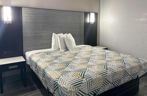 Meridian Hotel | Motel 6-Meridian, MS