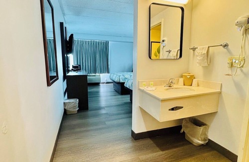 Milford Hotel | Motel 6 Milford, CT