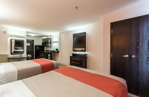 Moosomin Hotel | Motel 6-Moosomin, SK